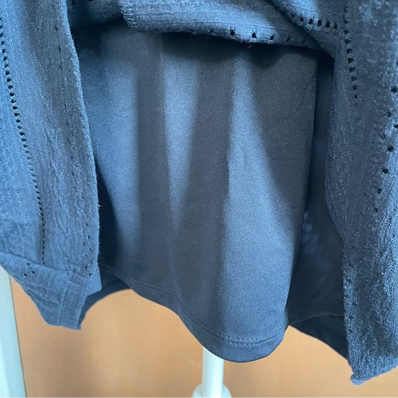 Lane Bryant Women’s Blue Peasant Eyelet Short Puff Sleeve Top Shirt Size 26/28 - Picture 5 of 10